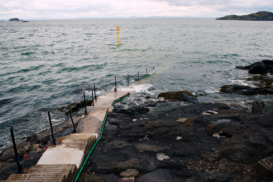 disappearing pier
